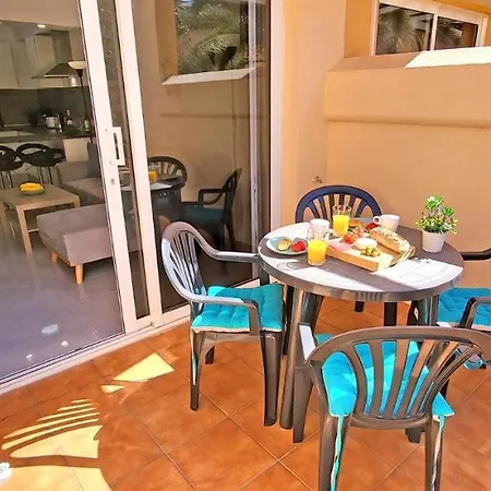 Апартаменты Ferienwohnung Las Lomas, Коста Калма